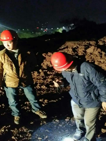 奮戰(zhàn)不分晝夜 搶險(xiǎn)保障供水