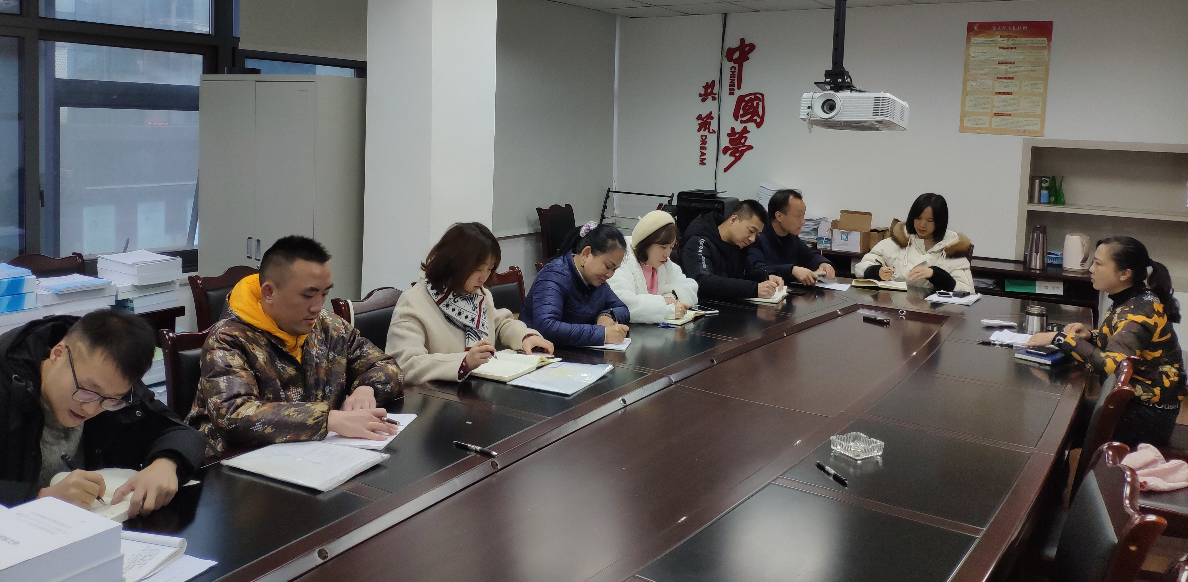 材料供應(yīng)部開展“不忘初心、牢記使命”主題教育工作