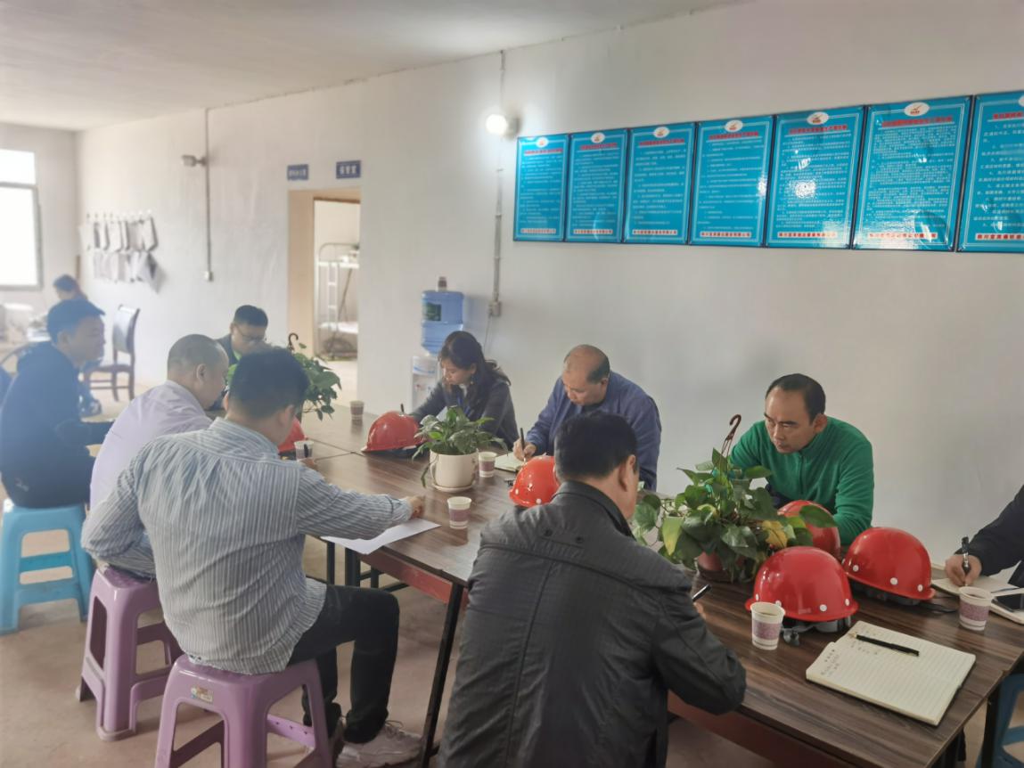 集團公司黨委委員、副總經理任大慶督查指導高捷水廠在建工程