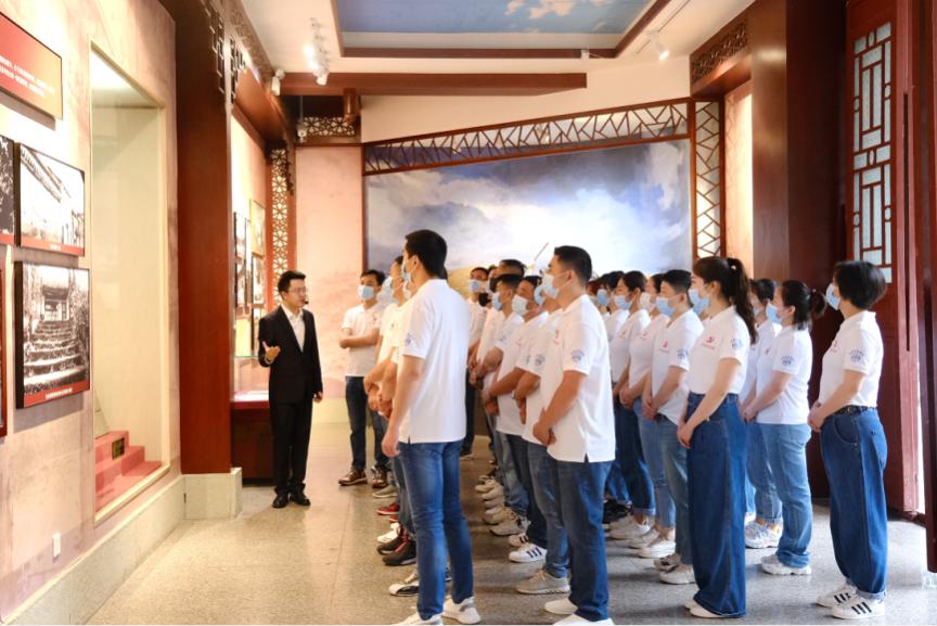 銘記革命先驅(qū) 傳承英烈精神 ——共產(chǎn)黨員服務(wù)大隊(duì)支部開展追思趙一曼英烈活動(dòng)