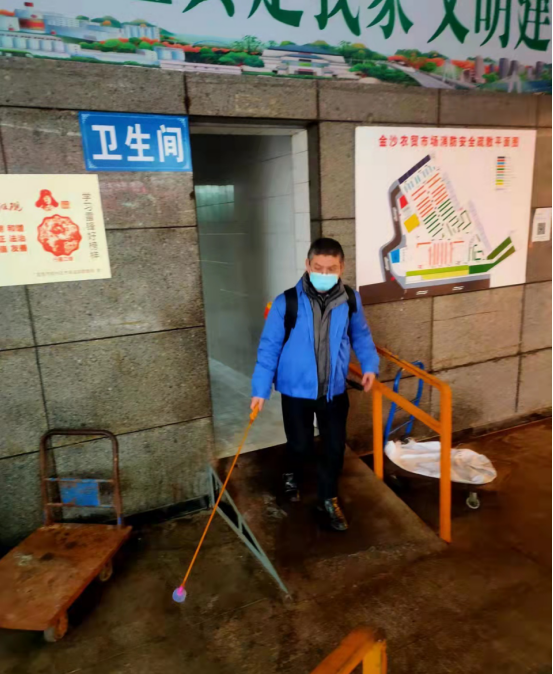 金沙農(nóng)貿(mào)市場(chǎng)開展全方位疫情防控工作