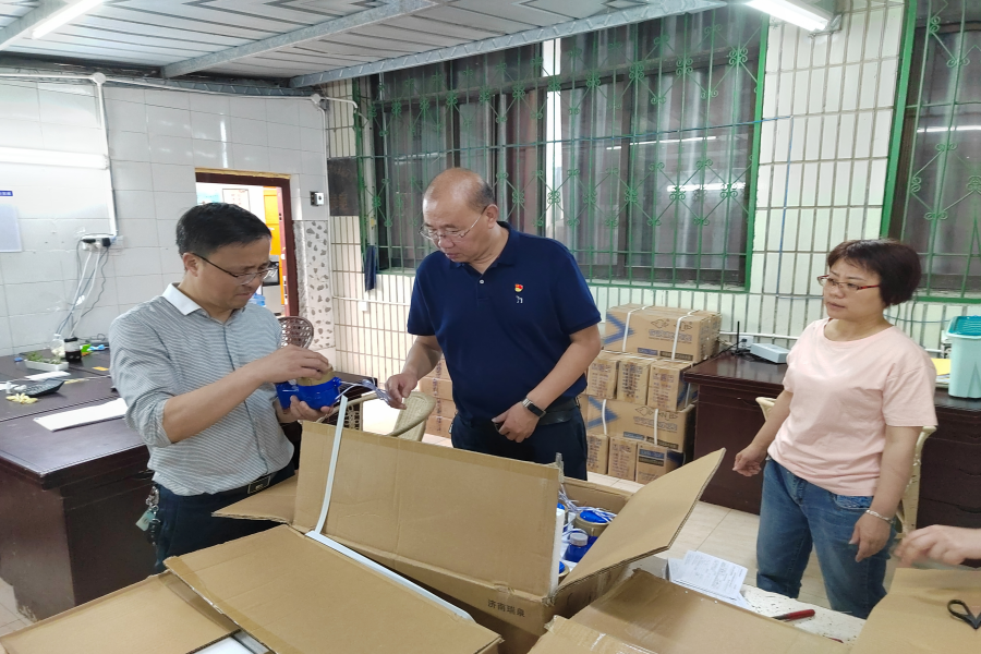 清源水務(wù)公司黨委書記、董事長周燕賓帶隊(duì)開展震后安全生產(chǎn)檢查