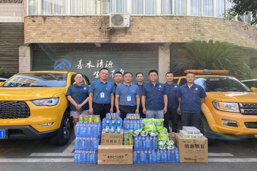 奮戰(zhàn)一線保供水，夏送清涼沁人心