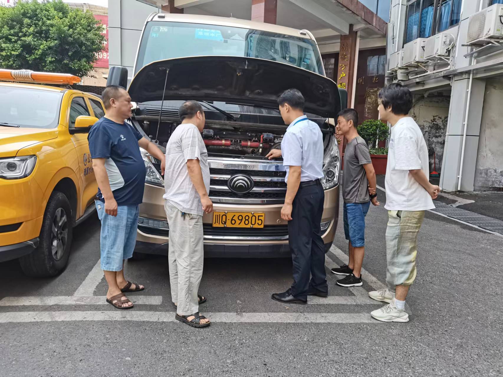綜合部開(kāi)展行車(chē)安全培訓(xùn)